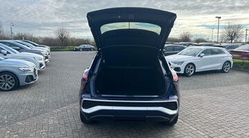2026 Audi TFSI S line S Tronic Euro 6 5-door (Blue) - Image: 18