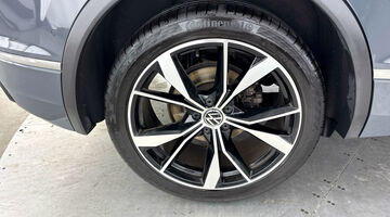 2023 Volkswagen TSI R-Line Edition DSG Euro 6 5-door (Grey) - Image: 33