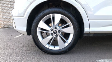 2025 Audi 1.0 TFSI 30 S line Euro 6 5-door (White) - Image: 5