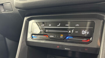 2023 Volkswagen TSI Life DSG Euro 6 5-door (White) - Image: 13