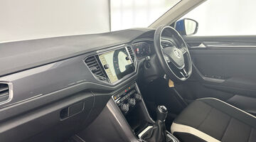 2021 Volkswagen TSI EVO SEL Euro 6 5-door (Blue) - Image: 2