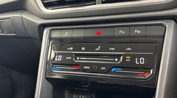 2025 Volkswagen TSI Style Euro 6 5-door (Silver) - Image: 13