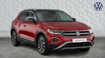 2022 Volkswagen TSI Style DSG Euro 6 5-door (Red) - Image: 1