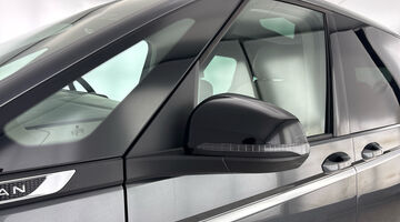 2024 Volkswagen 1.4 TSI eHybrid Style 5-door LWB DSG (Grey) - Image: 40