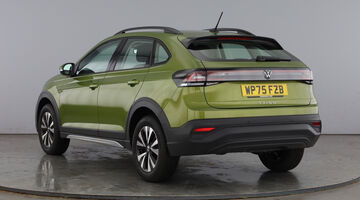 2025 Volkswagen 1.0 TSI Life Euro 6 5-door (Green) - Image: 3