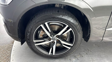 2020 Volvo 2.0 D4 R-Design Auto Euro 6 5-door (Grey) - Image: 40
