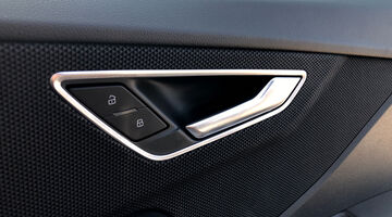 2024 Audi 2.0 TFSI Black Edition S Tronic quattro Euro 6 5-door (Blue) - Image: 23
