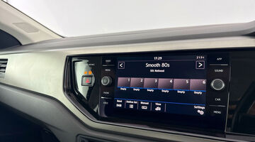 2019 Volkswagen 1.0 TSI SE Euro 6 5-door (Black) - Image: 26