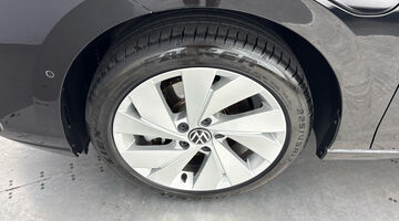 2025 Volkswagen TSI eHybrid 19.7kWh Match DSG Euro 6 5-door (Black) - Image: 34