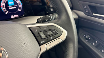 2025 Volkswagen TSI Style Euro 6 5-door (Blue) - Image: 27