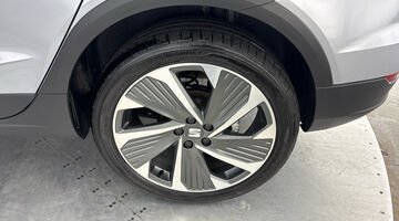 2023 SEAT TSI FR Sport DSG Euro 6 5-door (Silver) - Image: 31