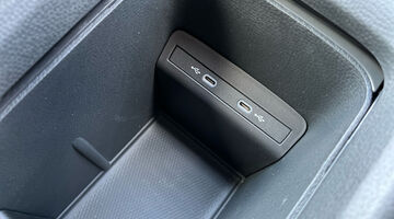 2026 Volkswagen Pro S 79kWh Match Auto 5-door (Black) - Image: 19
