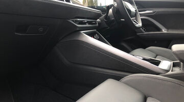 2025 Audi 2.0 TDI Edition 1 S Tronic quattro Euro 6 5-door (Black) - Image: 13