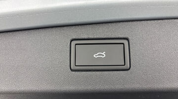 2026 Volkswagen ETSI MHEV Match DSG Euro 6 5-door (Silver) - Image: 33