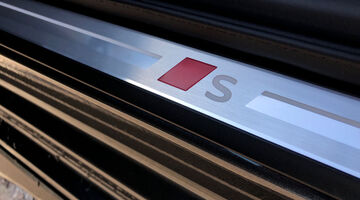 2026 Audi 2.0 TFSI Black Edition S Tronic Euro 6 5-door (Grey) - Image: 16