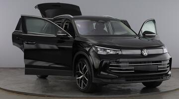 2026 Volkswagen ETSI MHEV Elegance DSG Euro 6 5-door (Black) - Image: 9