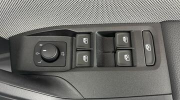 2026 SEAT FR First Edition 1.0 TSI Petrol 115 7-speed DSG-auto (Grey) - Image: 19