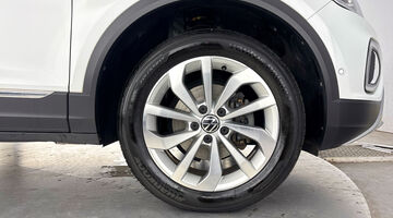 2023 Volkswagen TSI Style DSG Euro 6 5-door (White) - Image: 5