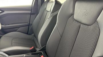2026 Audi Sportback S line 30 TFSI 116 PS S tronic (Black) - Image: 32