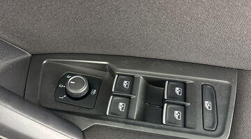 2023 Volkswagen TSI Life DSG Euro 6 5-door (Silver) - Image: 20
