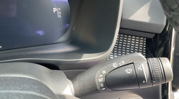 2026 Volvo Single Motor Extended Range 82kWh Plus Black Edition Auto 5-door (Grey) - Image: 41