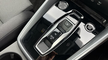 2025 Audi TFSIe 40 Sport Sportback S Tronic Euro 6 5-door 17.9kWh (White) - Image: 7