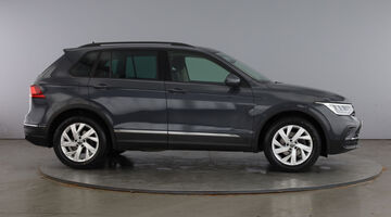 2022 Volkswagen TSI Life DSG Euro 6 5-door (Grey) - Image: 4
