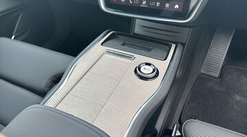 2026 Volvo Twin Motor 106kWh Ultra Auto 4WD 5-door (Black) - Image: 16