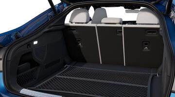 2026 Audi 2.0 e-hybrid5.9kWh S line Saloon S Tronic quattro Euro 6 5-door (Blue) - Image: 8