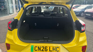 2026 Ford Standard Range 43kWh Premium Auto 5-door (Yellow) - Image: 20