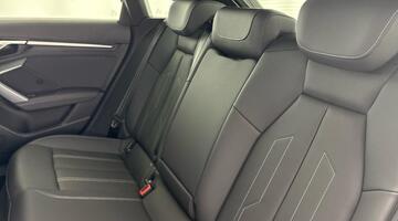 2026 Audi Sportback Black Edition TFSI 150 PS S tronic (Blue) - Image: 32