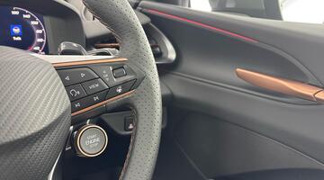 2026 CUPRA ETSI V1 DSG Euro 6 5-door (Dark Void) - Image: 17
