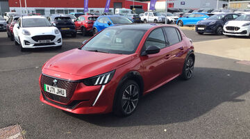2021 Peugeot 50kWh GT Premium Auto 5-door (Red) - Image: 35