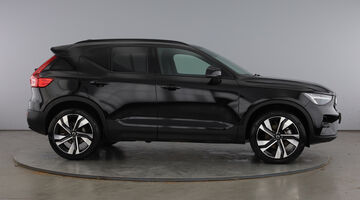 2025 Volvo 2.0 B3 MHEV Plus Dark DCT Auto Euro 6 5-door (Black) - Image: 4