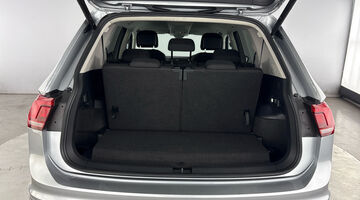 2023 Volkswagen TSI Life DSG Euro 6 5-door (Silver) - Image: 31