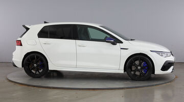 2024 Volkswagen 2.0 TSI R0 Years DSG 4Motion Euro 6 5-door (White) - Image: 4