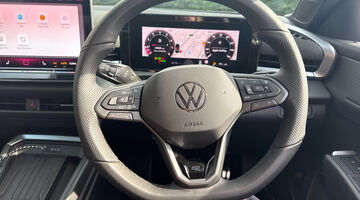 2026 Volkswagen ETSI MHEV R-Line DSG Euro 6 5-door (Blue) - Image: 35
