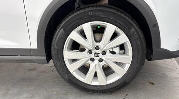 2026 SEAT 1.0 TSI FR First Edition DSG Euro 6 5-door (Multicolour) - Image: 5