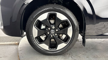 2026 Volkswagen 2.0 TDI T3Commerce Pro Kombi SWB Euro 6 5-door (Black) - Image: 5