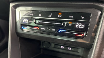 2022 Volkswagen 2.0 TSI R-Line DSG 4Motion Euro 6 5-door (Silver) - Image: 15