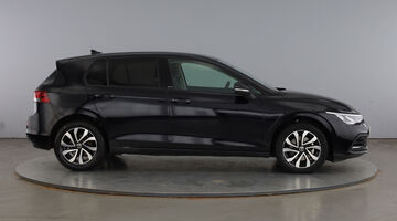 2022 Volkswagen ETSI MHEV Active DSG Euro 6 5-door (Black) - Image: 4