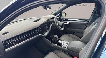 2026 Volkswagen Final Edition 3.0 TDI 4MOTION 286 PS 8-Speed Tiptronic 5-door (Blue) - Image: 2