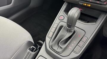 2026 SEAT 1.0 TSI FR First Edition DSG Euro 6 5-door (Multicolour) - Image: 24