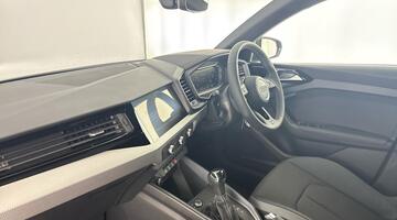 2026 Audi Sportback S line 30 TFSI 116 PS S tronic (Grey) - Image: 2