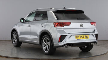 2025 Volkswagen 2.0 TDI R-Line DSG Euro 6 5-door (Silver) - Image: 3