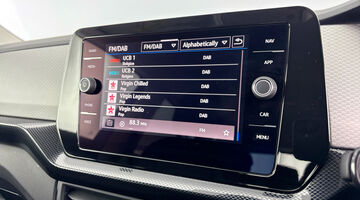 2025 Volkswagen 1.0 TSI Match DSG Euro 6 5-door (Blue) - Image: 15