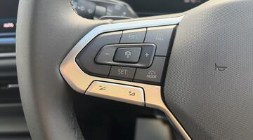 2026 Volkswagen Match 1.5 eTSI 150 PS 7-Speed DSG 5-door (Grey) - Image: 24