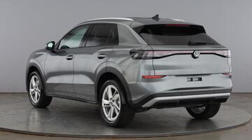 2026 Volkswagen New Style 1.5 eTSI 150 PS 7-speed DSG 5-door (Grey) - Image: 3