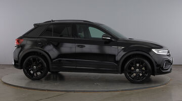 2025 Volkswagen TSI Black Edition Plus DSG Euro 6 5-door (Black) - Image: 4