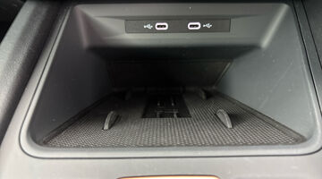 2025 CUPRA ETSI V1 DSG Euro 6 5-door (White) - Image: 16